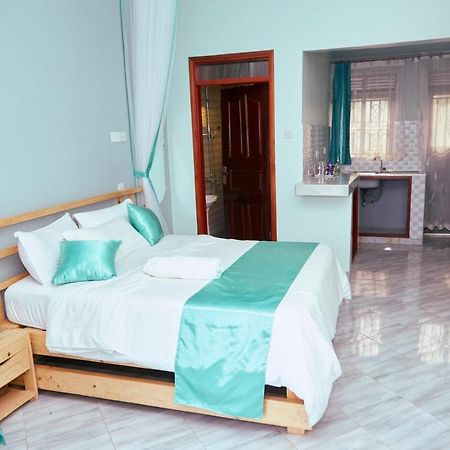 Westway Luxury Suites Mbarara Dış mekan fotoğraf