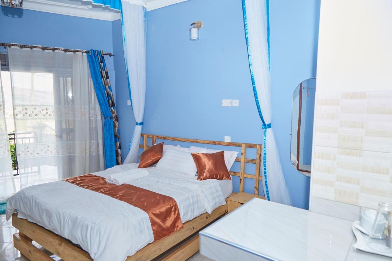 Westway Luxury Suites Mbarara Dış mekan fotoğraf