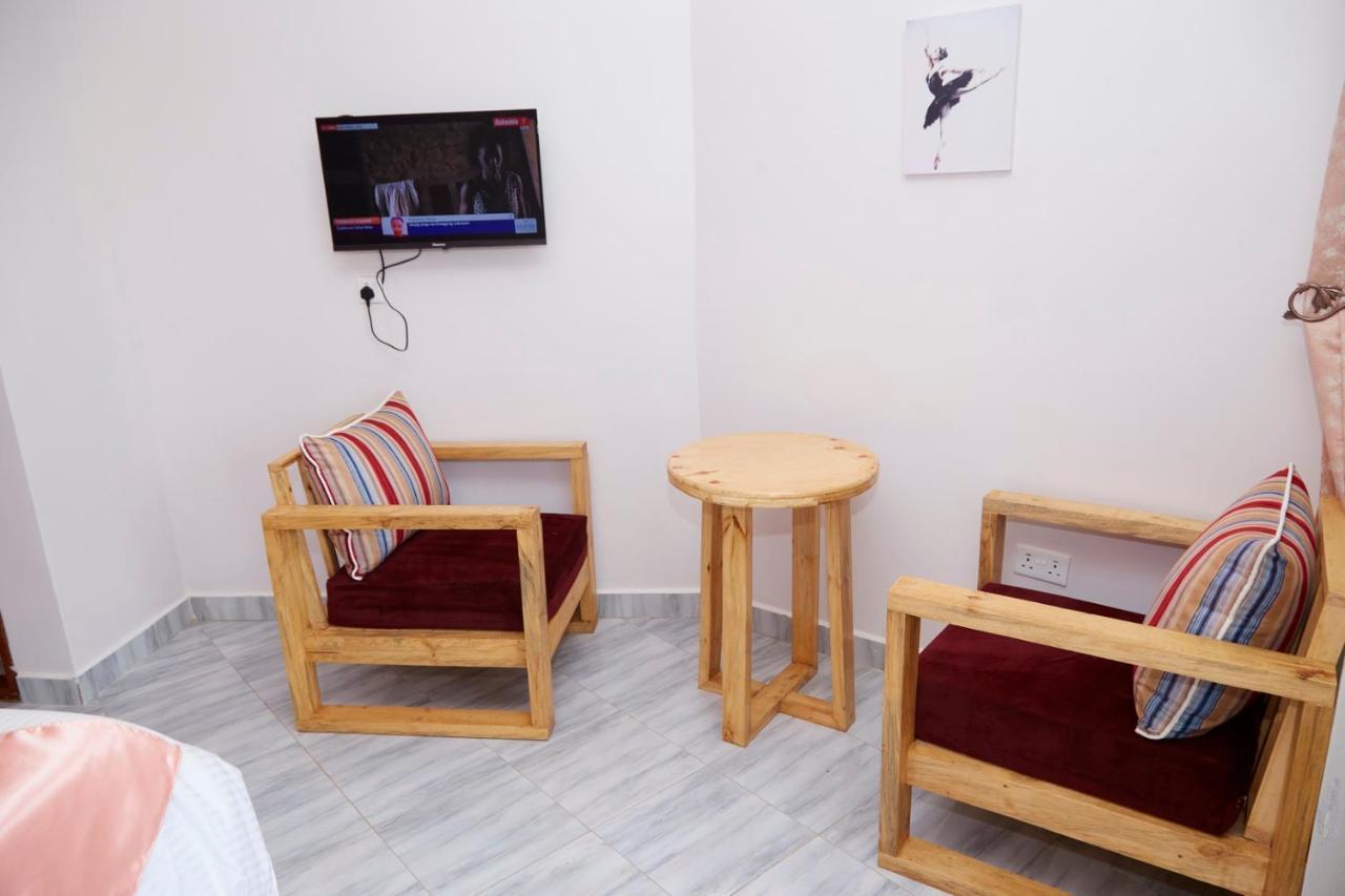 Westway Luxury Suites Mbarara Dış mekan fotoğraf