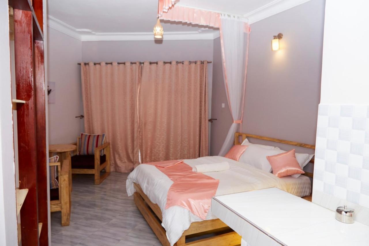 Westway Luxury Suites Mbarara Dış mekan fotoğraf