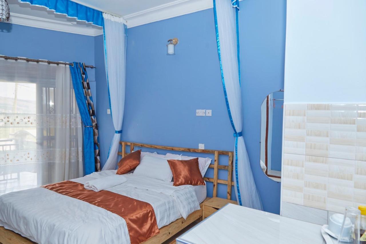 Westway Luxury Suites Mbarara Dış mekan fotoğraf