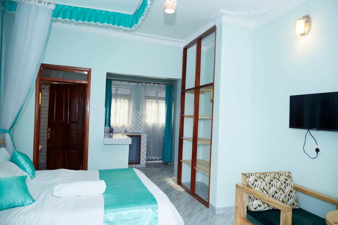 Westway Luxury Suites Mbarara Dış mekan fotoğraf