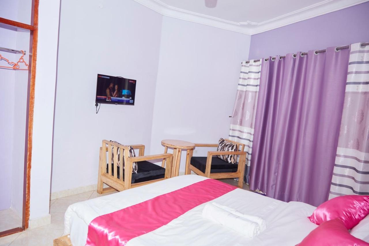 Westway Luxury Suites Mbarara Dış mekan fotoğraf