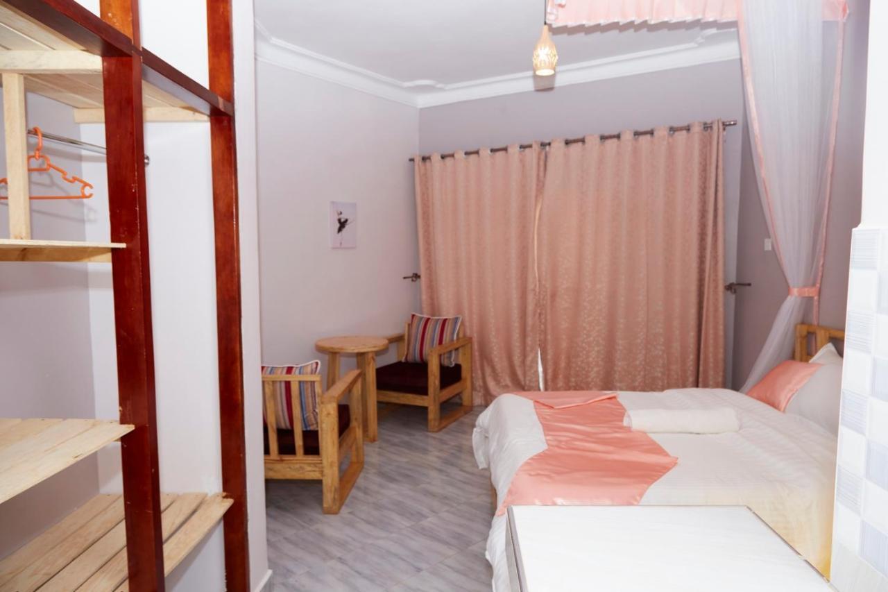 Westway Luxury Suites Mbarara Dış mekan fotoğraf